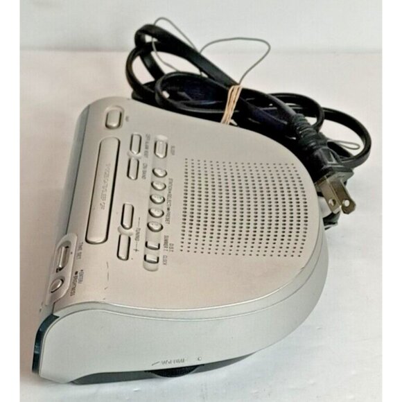 Sony ICF-C273 LIV Dream Machine Dual Alarm Clock AM FM Radio Silver Tested - Picture 3 of 9